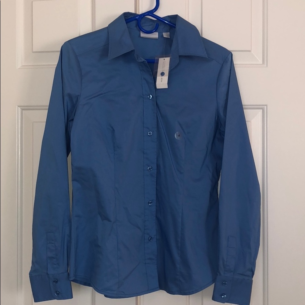 Long sleeve button down top